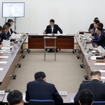 　「大阪都構想」の制度案を作る大阪府市の法定協議会の初会合＝１２日午後、大阪市役所