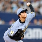 　６回３失点で８勝目を挙げた阪神・高橋＝京セラドーム