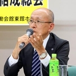 　ＤＮＡ型運用の法制化を求める団体の結成総会で発言する高羽悟さん＝１３日午後、名古屋市