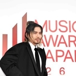 　国際音楽賞「ＭＵＳＩＣ　ＡＷＡＲＤＳ　ＪＡＰＡＮ」のレッドカーペットに登場した藤井風＝１３日午後、東京都江東区