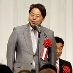 　自民党島根県連の会合であいさつする林総務相＝１４日午後、松江市