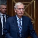 　５月１９日、米ワシントンの連邦議会で公聴会に出席する共和党のマコネル上院議員（ＡＰ＝共同）