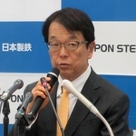 　ＵＳスチールの買収完了から１年となるのを前に取材に応じる日本製鉄の森高弘副会長＝１１日、東京都内