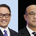 　（左から）トヨタ自動車の豊田章男会長、近健太社長