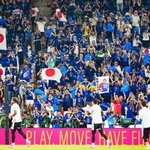 　チュニジア戦で盛り上がる日本サポーター＝モンテレイ（共同）