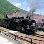 　会津鉄道の区間を試運転する「ＳＬ大樹」＝５月、福島県下郷町（東武博物館提供）