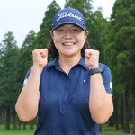 　国内女子ゴルフのニチレイ・レディース、プレーオフを制して優勝し、笑顔のイ・ミニョン＝２１日・千葉県袖ケ浦ＣＣ新袖（ゲッティ＝共同）