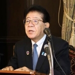 　記者会見する金子国交相＝２２日午前、国会
