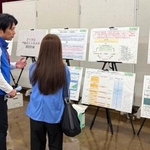 　リニア中央新幹線静岡工区の着工に向け、静岡県藤枝市で開かれた住民説明会＝２２日午前（ＪＲ東海提供）
