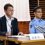 　神戸・生田署で行われた兵庫県警の記者会見＝２３日夜