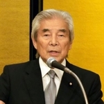 　講演する自民党の中曽根弘文憲法改正実現本部長＝２８日午後、富山県高岡市