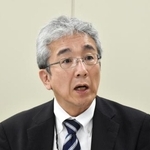 　日本原子力学会の会長に就任し、記者会見する北海道大工学研究院の小崎完教授＝２９日午後、東京都港区
