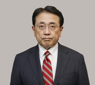 　赤沢亮正経産相