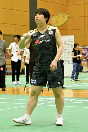 　強化合宿で汗を流す山口茜＝東京都内