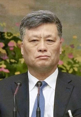 　馬興瑞氏