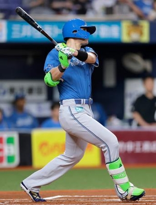 　１回日本ハム無死一塁、清宮幸が右越えに先制２ランを放つ＝京セラドーム