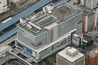 　ヤマダホールディングス本社＝２０２６年６月、群馬県高崎市（共同通信社ヘリから）