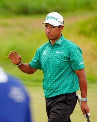 　第２ラウンド、４番でバーディーを奪った松山英樹。通算７アンダーで１３位＝ＴＰＣツインシティーズ（共同）