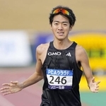 　別府大分毎日マラソンでゴールする村山紘太＝２０２５年２月、ジェイリーススタジアム