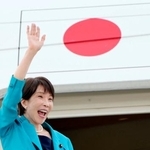 　インド訪問を終え、ニューデリーのパラム空軍基地から帰国の途に就く高市首相＝３日（共同）