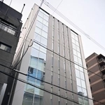 　全東信の本社ビル＝６日午後、大阪市中央区
