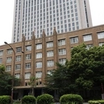 　文部科学省＝東京・霞が関