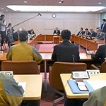 　静岡県御前崎市議会が開いた原子力対策特別委員会臨時会合＝９日午前
