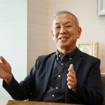　インタビューに答える近鉄百貨店の梶間隆弘社長