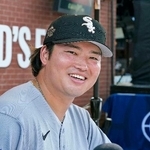 　オールスター戦の前日、笑顔で取材に応じるホワイトソックス・村上＝フィラデルフィア（共同）