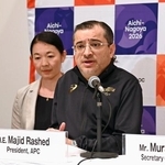 　調整委員会を終え、記者会見するアジア・パラリンピック委員会のマジド・ラシド会長＝１４日、名古屋市