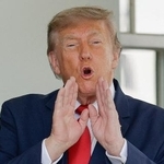 　トランプ米大統領＝１４日、ワシントン（ロイター＝共同）
