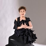 　歌手の加藤登紀子さん（トキコ・プランニング提供、共同）