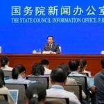 　中国のＧＤＰ速報値などを発表する国家統計局の記者会見＝１５日、北京（共同）