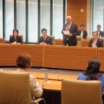 　国会内で開かれた退職自衛官らの支援強化策を考える超党派の議員連盟の初会合＝１６日午前