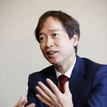 　インタビューに答える第一生命保険の隅野俊亮社長