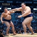　大の里が寄り切りで平戸海を下す＝ＩＧアリーナ