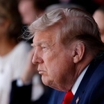 　トランプ米大統領＝１９日、ニュージャージー州イーストラサフォード（ゲッティ＝共同）