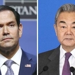 　ルビオ米国務長官（ゲッティ＝共同）（左）、中国の王毅外相（右）