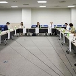 　整備新幹線の貸付料に関する国交省の有識者委員会＝２２日午前、東京・霞が関