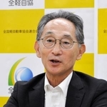 　インタビューに応じる全国軽自動車協会連合会の赤間俊一会長