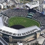 　甲子園球場＝兵庫県西宮市