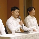 　日本プロ野球選手会の臨時大会などを終え、記者会見する近藤健介選手会長（左から２人目）ら＝２８日午後、東京都内のホテル