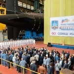 　最新鋭の原子力潜水艦「ウリヤノフスク」の進水式＝２８日、ロシア・セベロドビンスク（ロシア国防省提供・共同）
