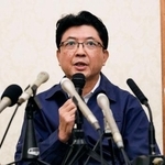 　熊本市で記者会見し、「イオンモール熊本」の爆発について説明するイオンの吉田昭夫社長＝２９日午後４時３９分