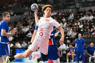　ネクスト日本代表-パリ・サンジェルマン　後半、ゴールを決める藤坂＝有明アリーナ