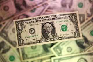 　米ドル紙幣（ロイター＝共同）