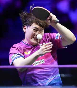 　男子シングルス準々決勝でプレーする松島輝空＝横浜ＢＵＮＴＡＩ