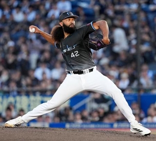 　オリックス戦に先発したロッテのジャクソン＝ＺＯＺＯマリン