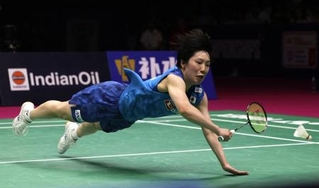 　女子シングルス決勝　安洗塋と対戦する山口茜＝ニューデリー（ロイター＝共同）