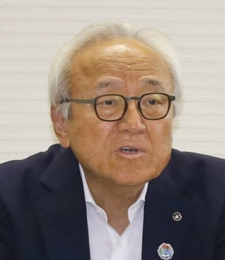 　福岡県議会の蔵内勇夫議長